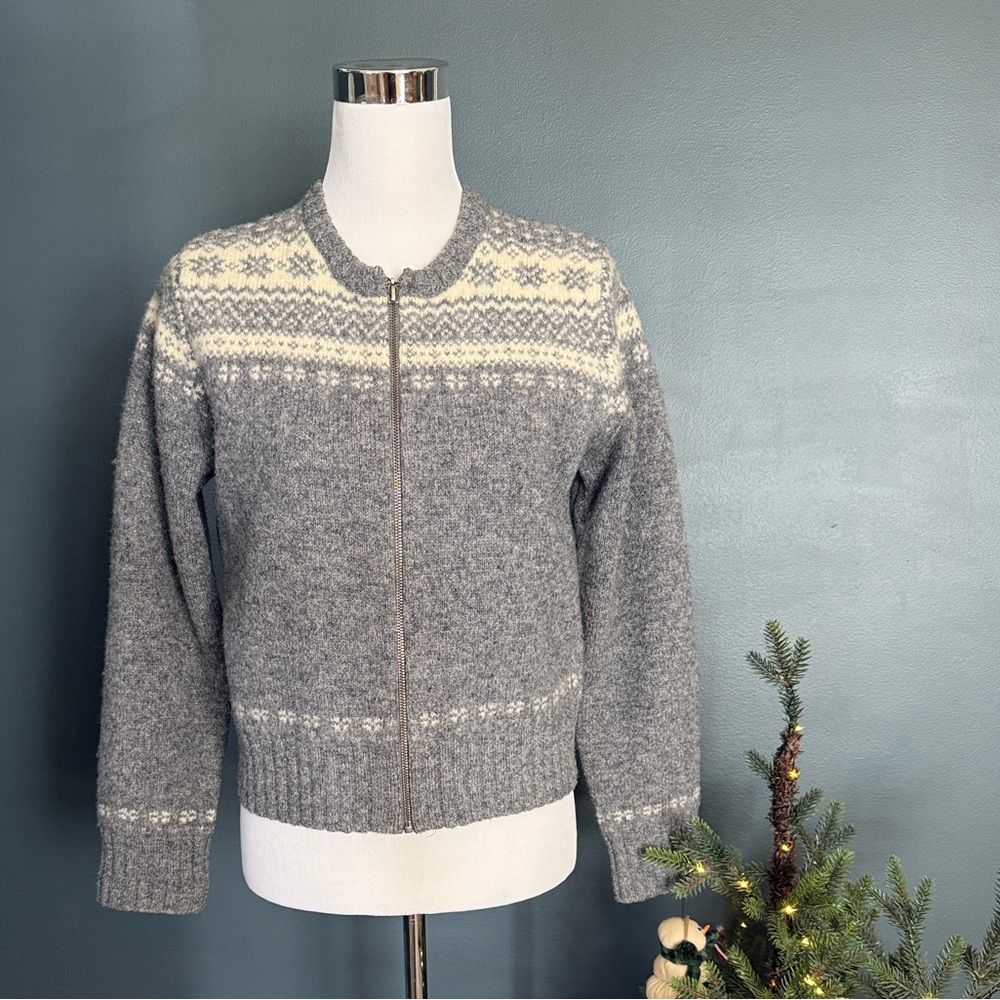 Abercrombie & Fitch Gray and White Patterned Cardigan